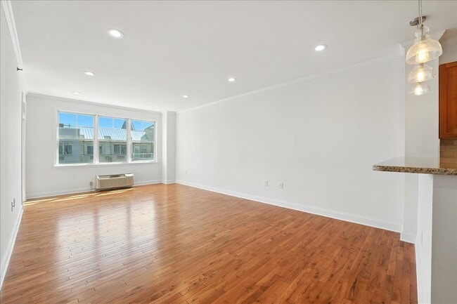 Photo - 15 Freedomway Unit 411