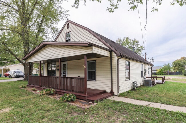 Photo - 398 2nd St