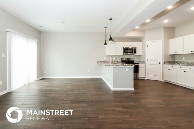 Photo - 2055 Hoosier Way