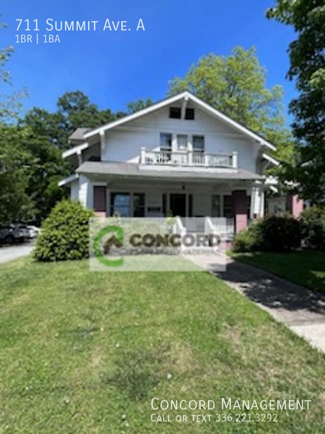 Building Photo - 711 Summit Ave Rental