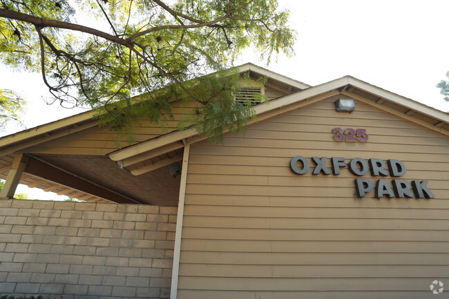 Photo - Oxford Park Apartments