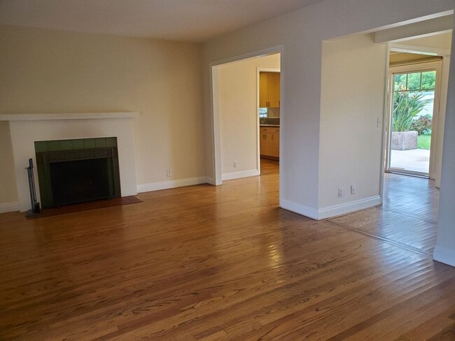 Photo - 1206 Drown Ave