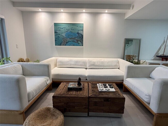 Photo - 881 Ocean Dr