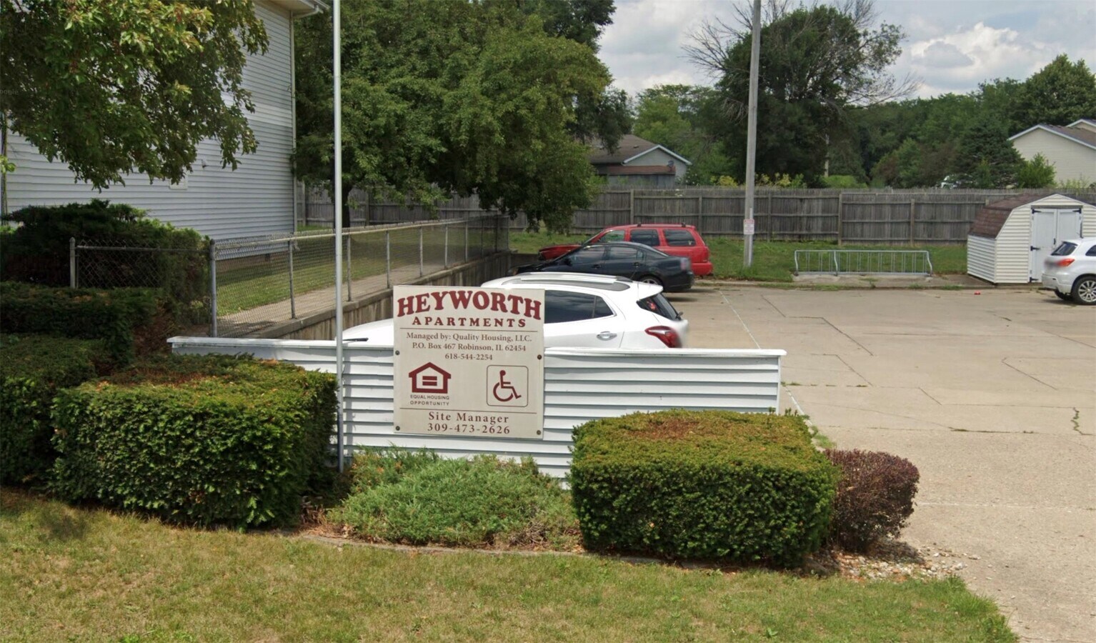 Photo - 306 Wigwam St