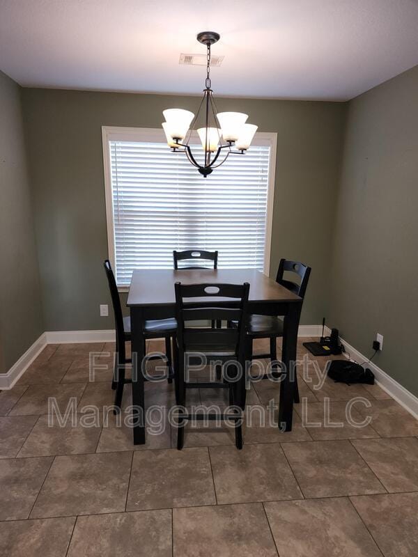 Photo - 205 Allington Ct