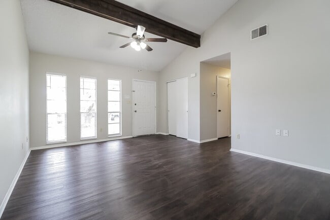 Photo - 123 Hidalgo Ave