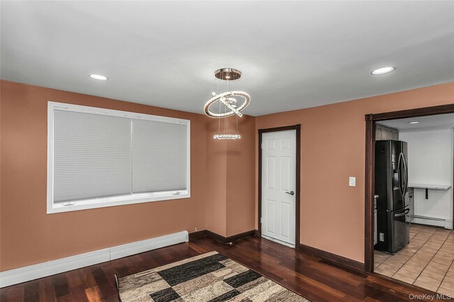 Photo - 524 Jerusalem Ave