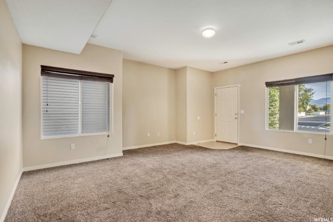 Photo - 273 Interlochen Ln