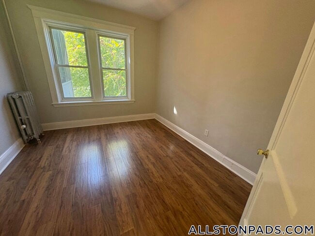 33 Highgate St Unit 6