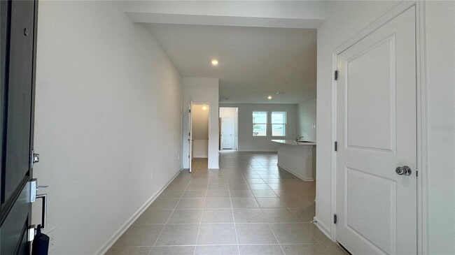 Photo - 325 Sol Vis Dr