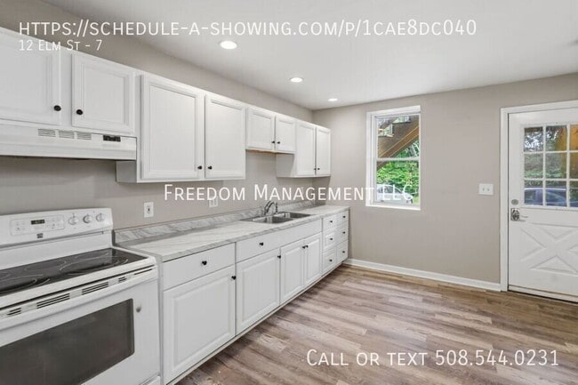 Building Photo - 12 Elm St Unit 7