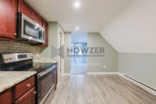 Photo - 4 E Broadway Unit 3