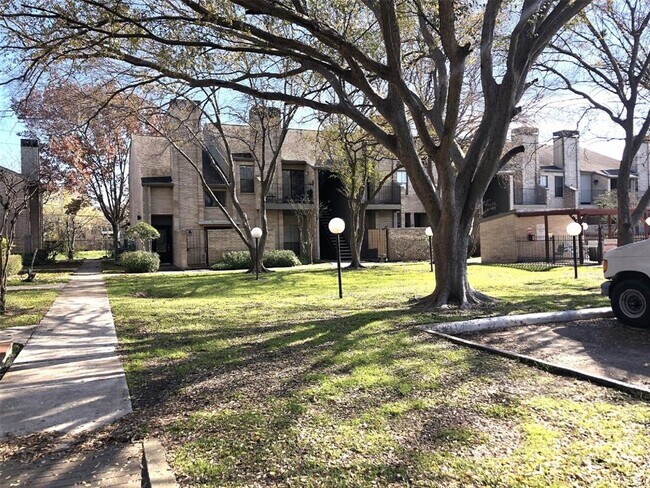 Photo - 10811 Richmond Ave. Unit 110