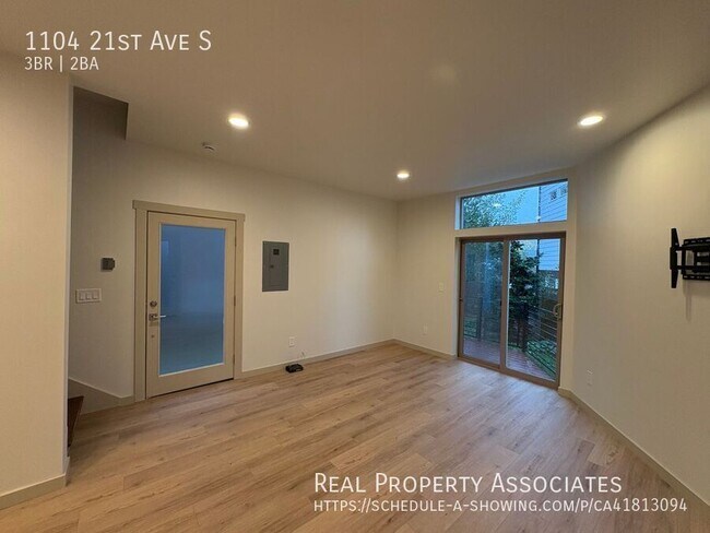 Photo - 1104 21st Ave S