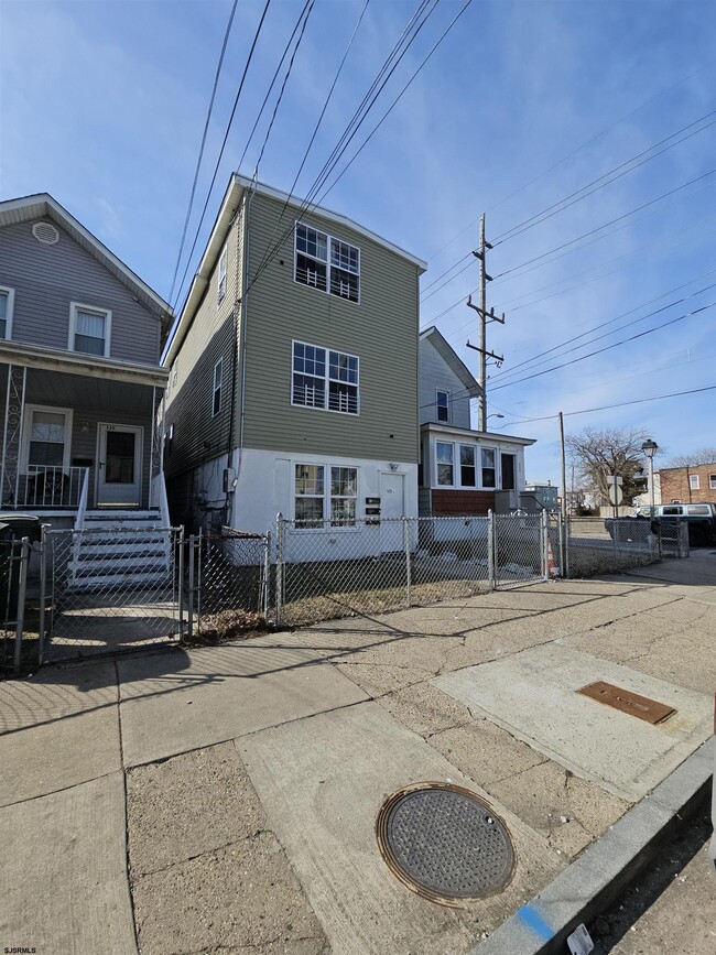 Photo - 522 N Indiana Ave Unit 2