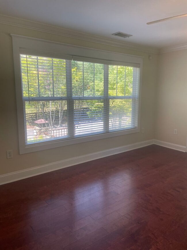 Photo - 02-206 Arkhipenko Unit 02-206 - C