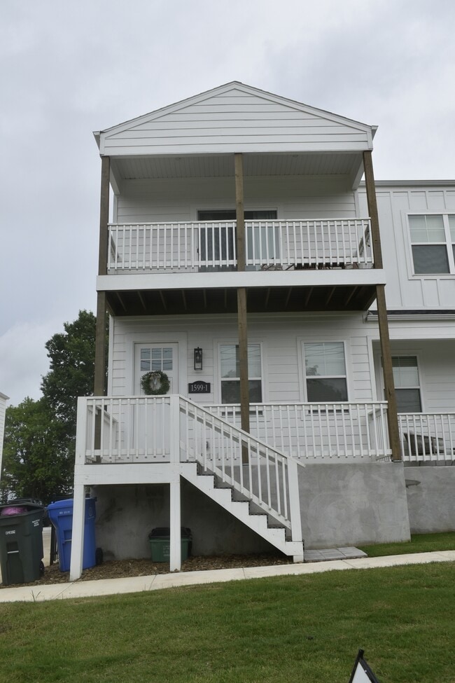 1599 Brooks Ave Unit 1