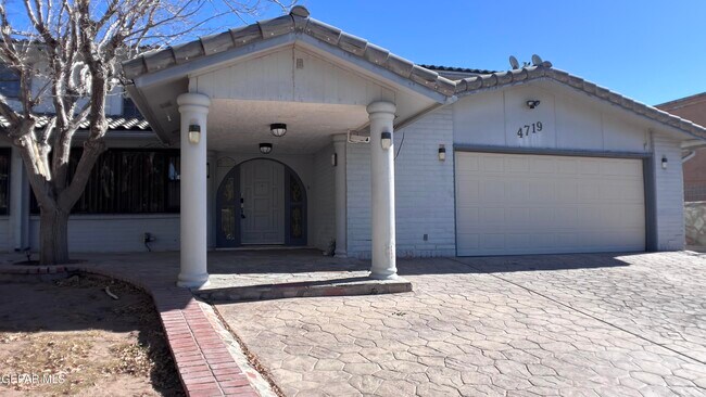 Photo - 4719 Frankfort Ave