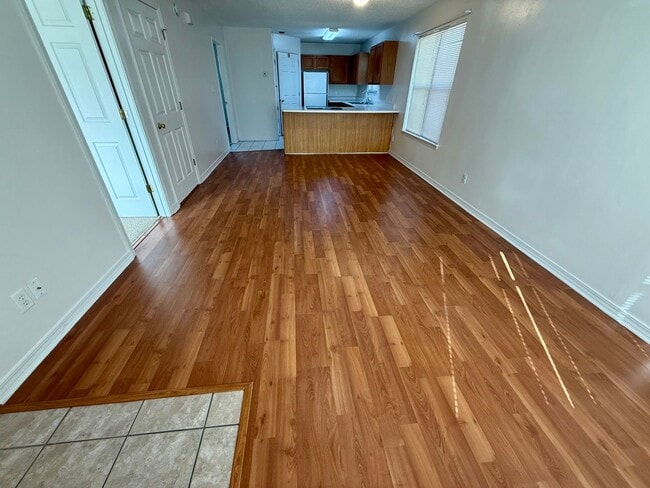 Photo - 573 Florosa Ct