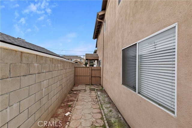 Photo - 20721 Roseton Ave