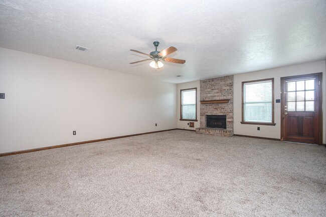 Photo - 2113 Georgetown St