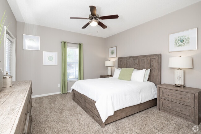 2BR, 2BA - 1,057SF - Primary Bedroom