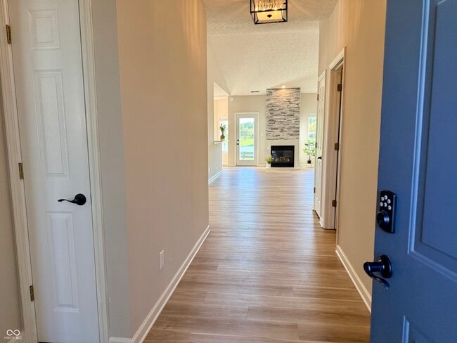Photo - 13926 Forum Meadows Dr