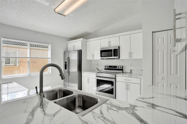 Photo - 2421 SW 103rd Way