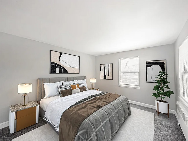 Photo - 2 W Oakland Ave Unit 2 Bedroom