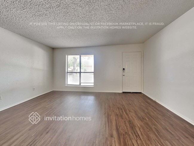 Photo - 717 Holly Oak Dr
