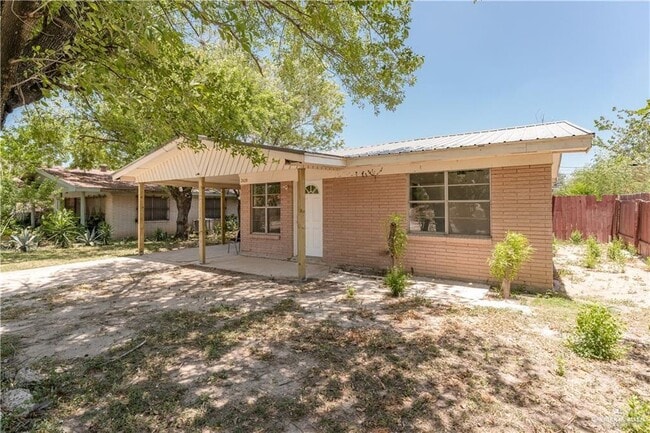 Photo - 25 Quince Ave