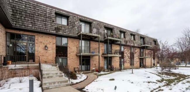 Building Photo - 5 Oak Creek Dr Unit 2102