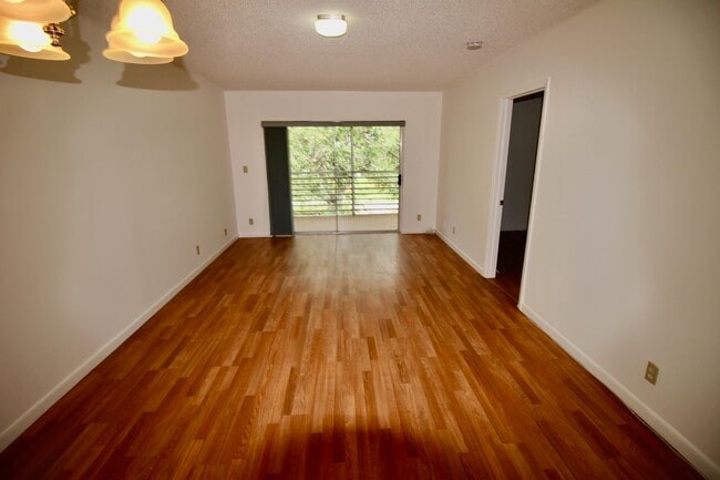 Photo - 8405 NW 61st St Unit D305