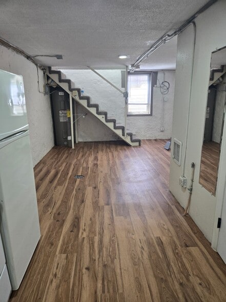 264 N 4th St