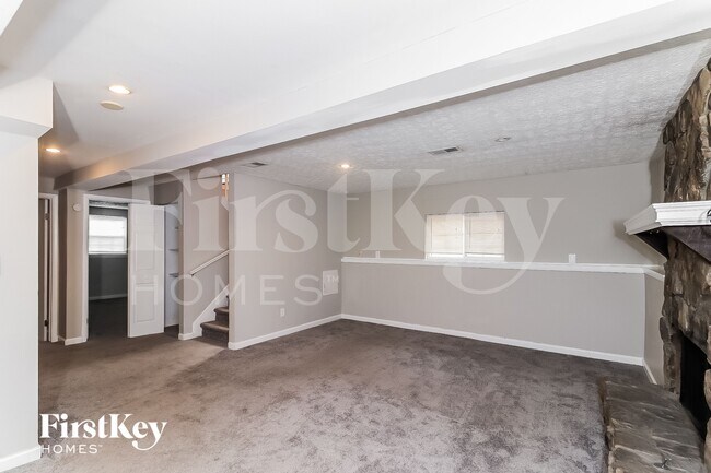 Photo - 1949 N Landing Way