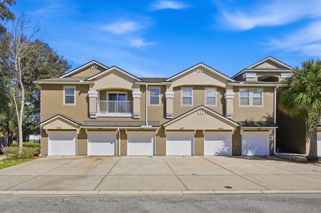 Photo - 605 Golden Lake Loop Unit 12-4