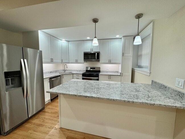 Photo - 5506 N Glenwood Ave Unit G