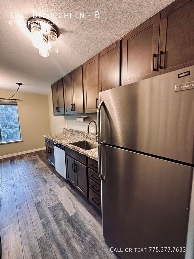 Photo - 1541 Delucchi Ln