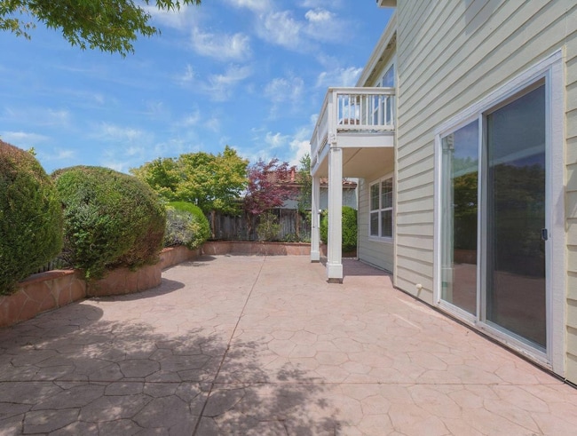 Photo - 2168 Mornington Ln