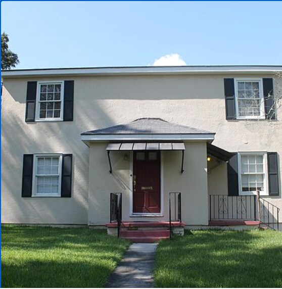 Front view - 2631 Rittiner Dr Apartments Unit 2631