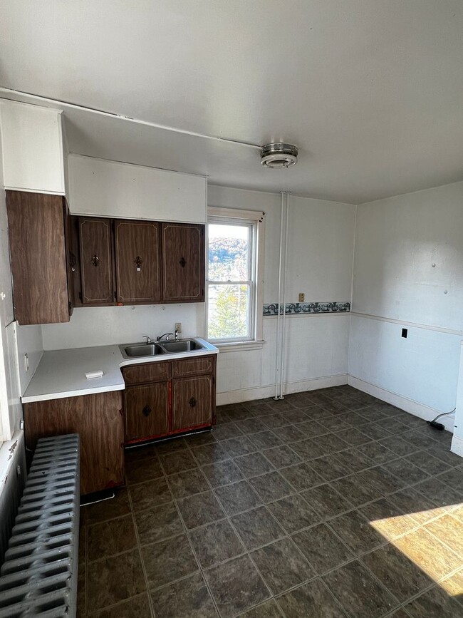 Photo - 1111 Locust St Apartment Unit 1111