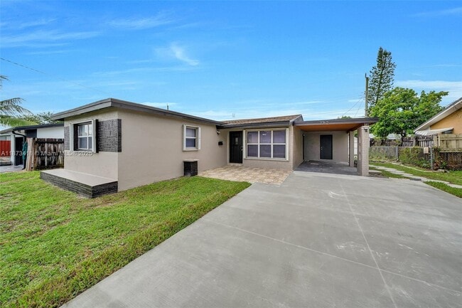 Photo - 7762 Plantation Blvd