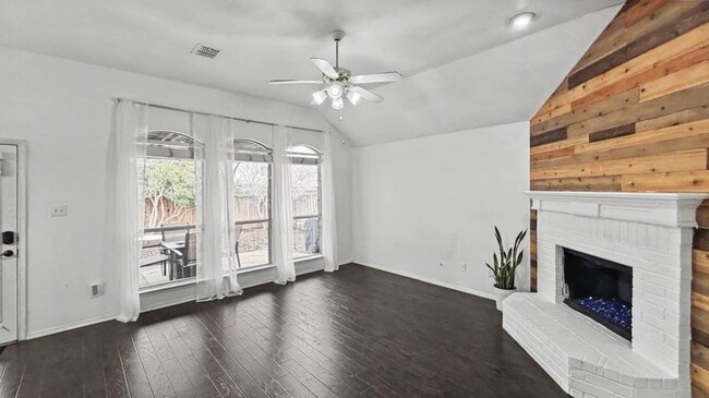 Photo - 11146 Clearstream Ln