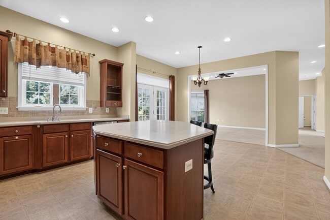 Photo - 44331 Apache Cir