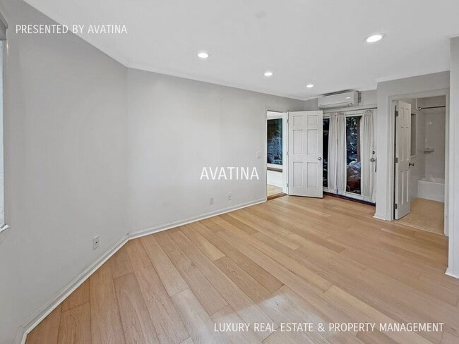 Photo - 2330 Kaola Way