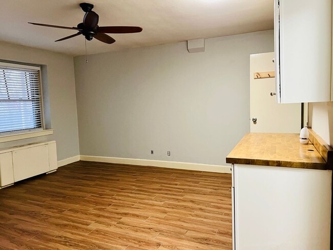 Photo - Updated first floor 1BR condo on Bardstown...