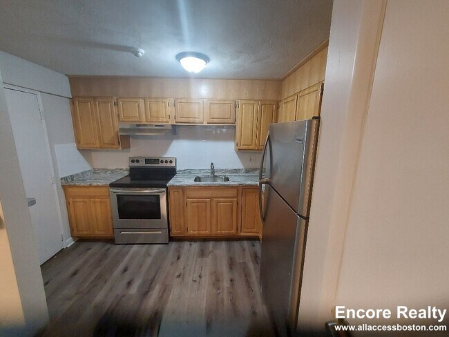 45 Elmwood Park Unidad 12