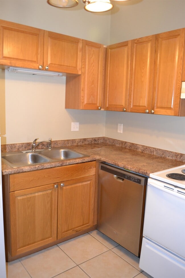 Photo - 2041 Continental Ave