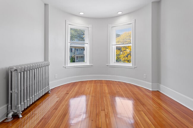 Photo - 510 Talbot Ave Unit 3