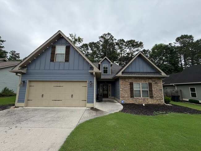 Building Photo - Nice 3/2 House with Bonus in Shannon- $2,850